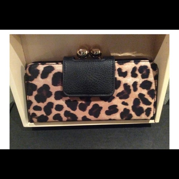Kardashian Kollection Leopard Print Wallet​ - Picture 4 of 7